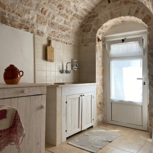 Cucina con vista del lavandino